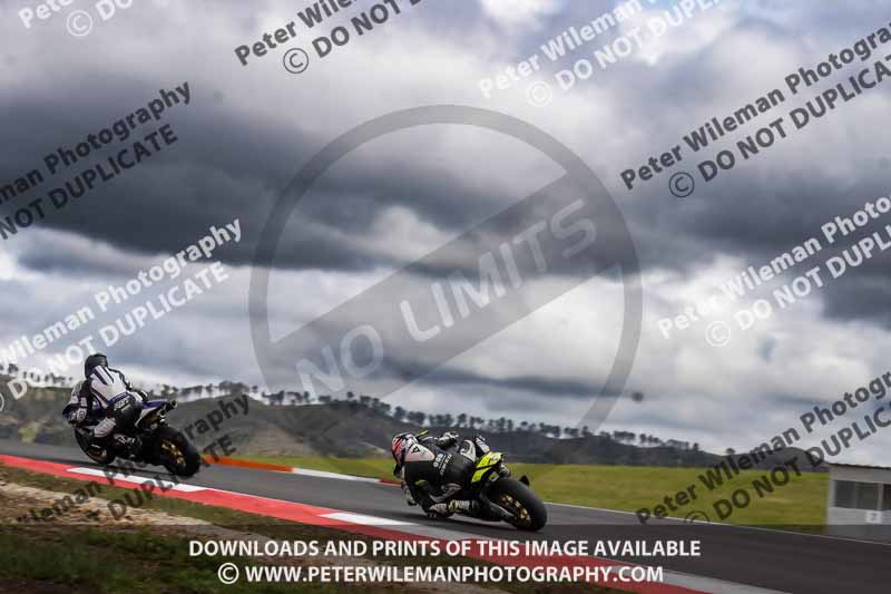 cadwell no limits trackday;cadwell park;cadwell park photographs;cadwell trackday photographs;enduro digital images;event digital images;eventdigitalimages;navarra;no limits trackdays;peter wileman photography;racing digital images;trackday digital images;trackday photos